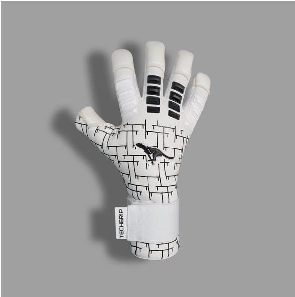 Smart Glove Choices for Confident Goalkeeping on Any Budget